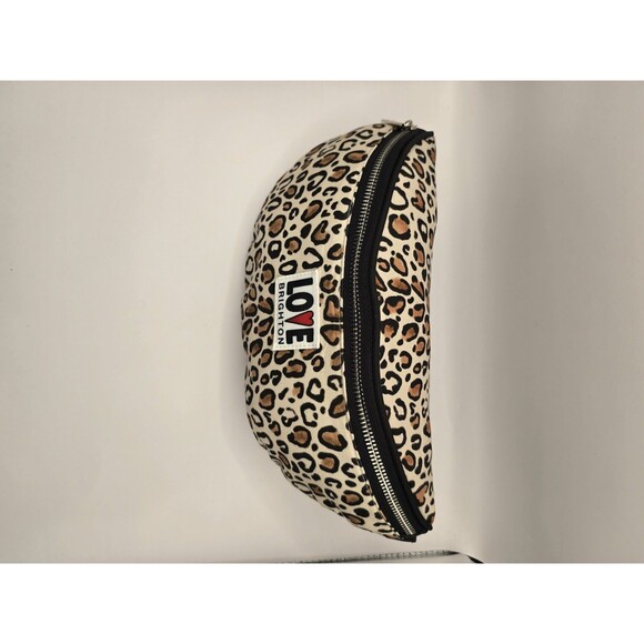 BRIGHTON Wild Cat Leopard Crossbody Belt Fanny Pack Belt Bag Britney Drumheller - Picture 5 of 11